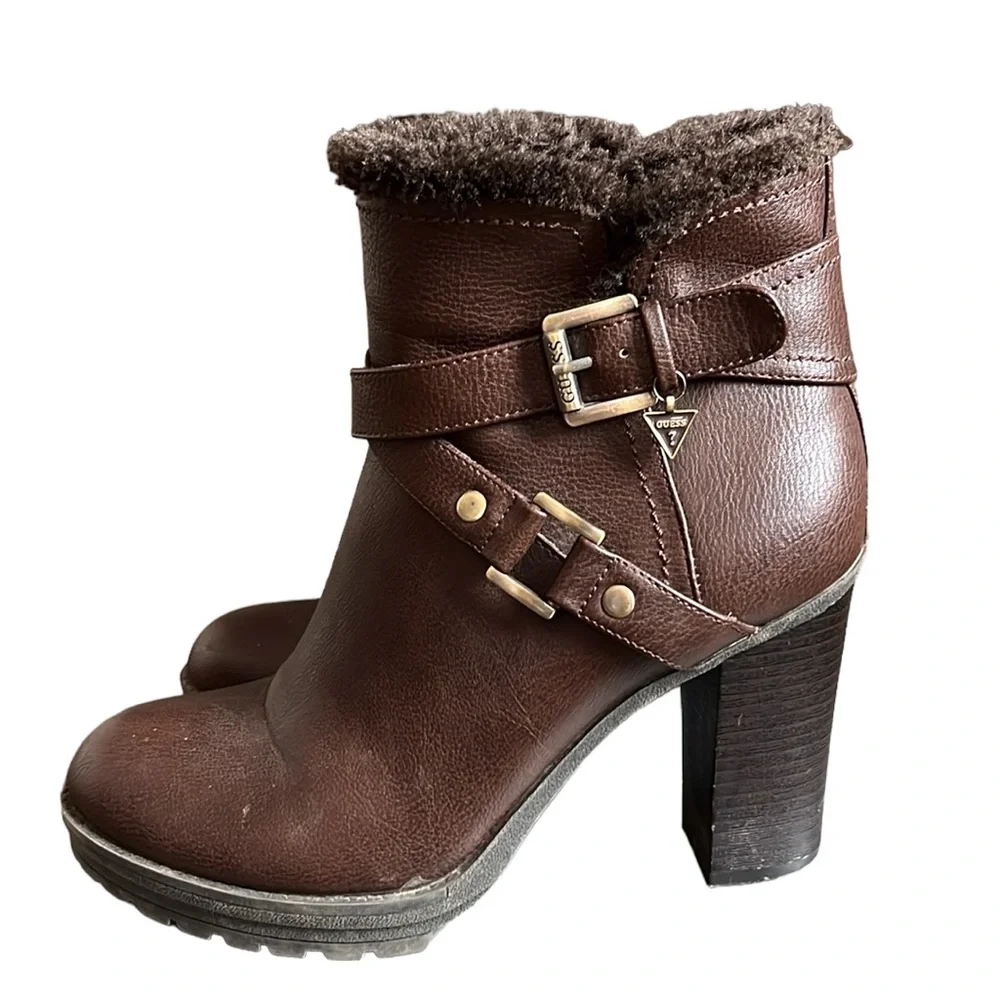 GUESS Women's Kavin Brown Buckle Lug Sole Ankle Boots